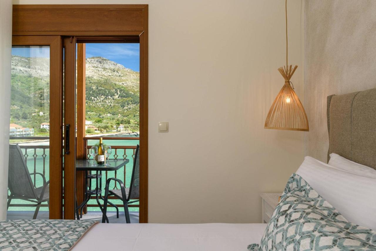 Bed and Breakfast Faros View à Koinira Extérieur photo