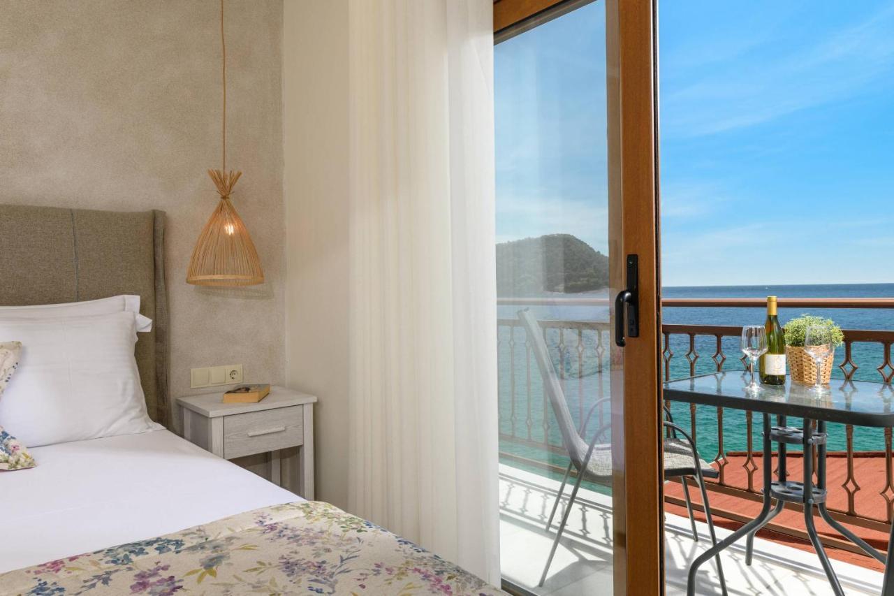 Bed and Breakfast Faros View à Koinira Extérieur photo