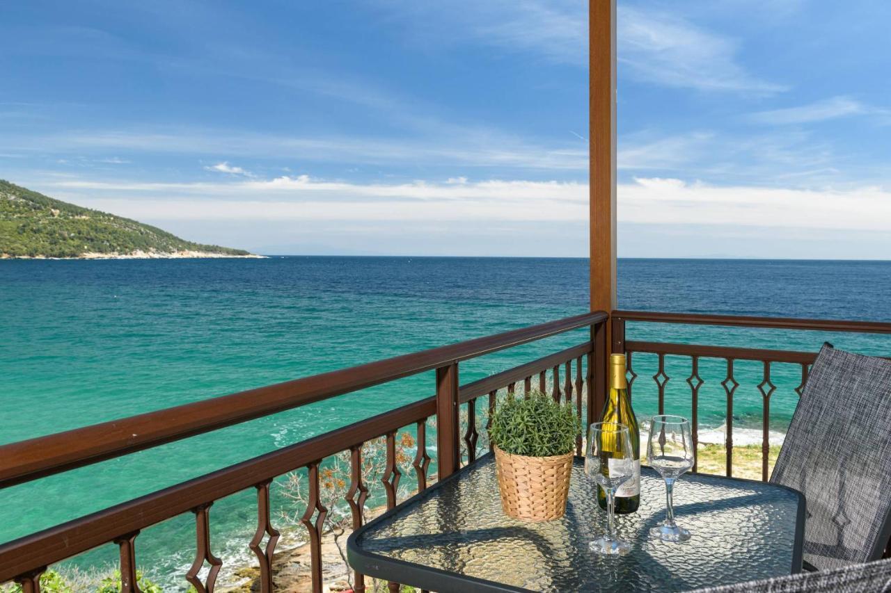 Bed and Breakfast Faros View à Koinira Extérieur photo